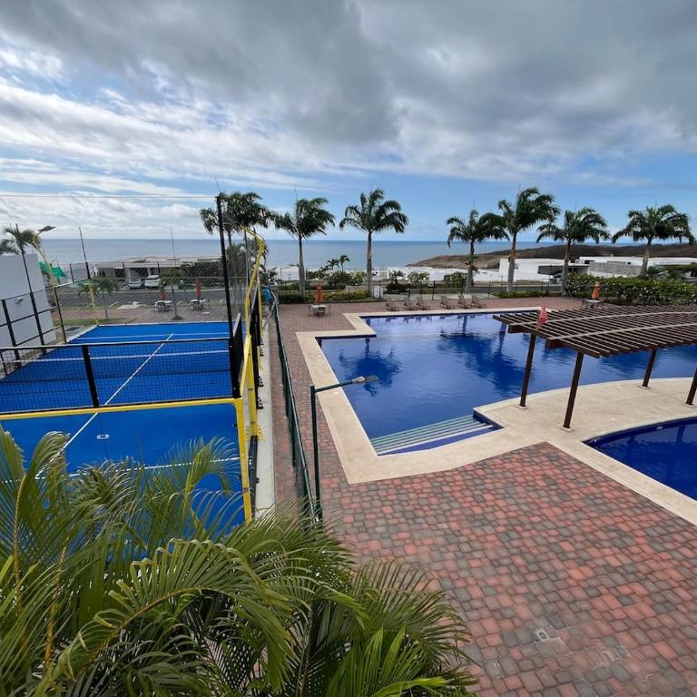 Luxurious house with private beach - Casa de 5 dormitorios - 37