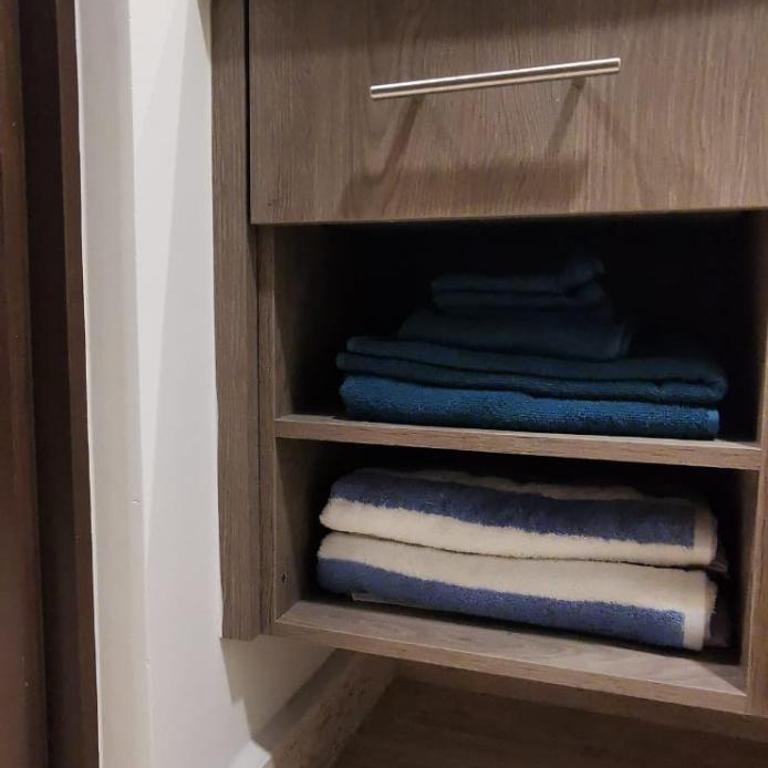 Luxury Studio Rooftop,Pool,Gym,Wifi,close to Beach - One-Bedroom Apartment - 17
