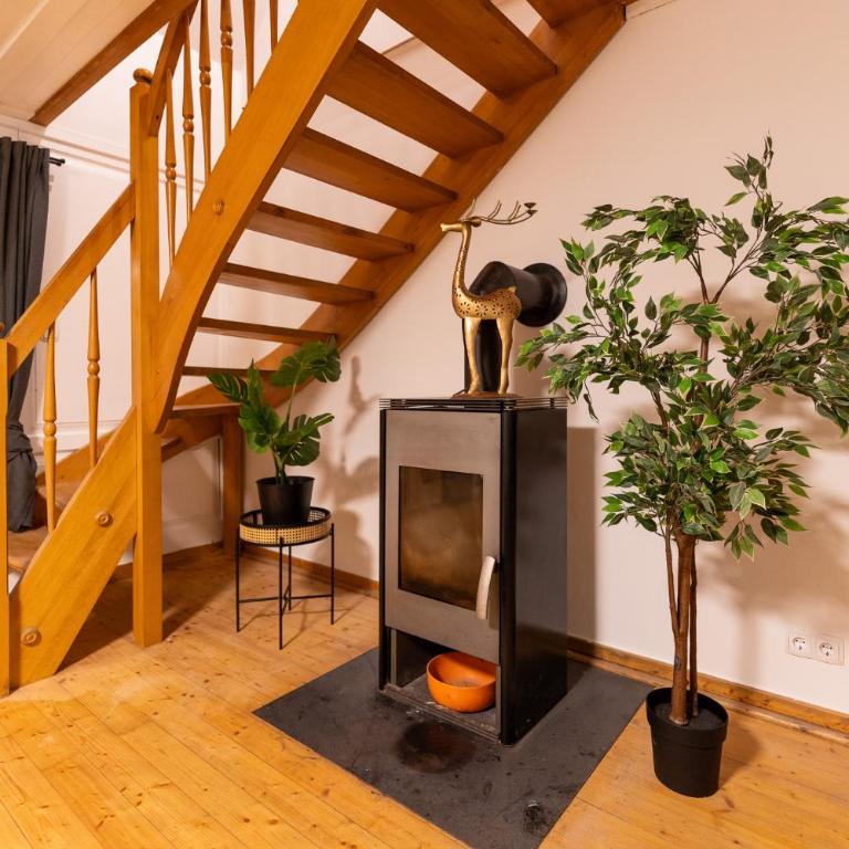 Schmuckes Geräumiges Haus mit Garten in Graz für bis zu 8 Gäste Ideal für Familien und Gruppen - Ferienhaus - 4