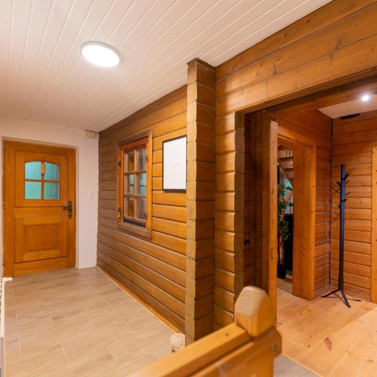 Schmuckes Geräumiges Haus mit Garten in Graz für bis zu 8 Gäste Ideal für Familien und Gruppen - Ferienhaus - 10
