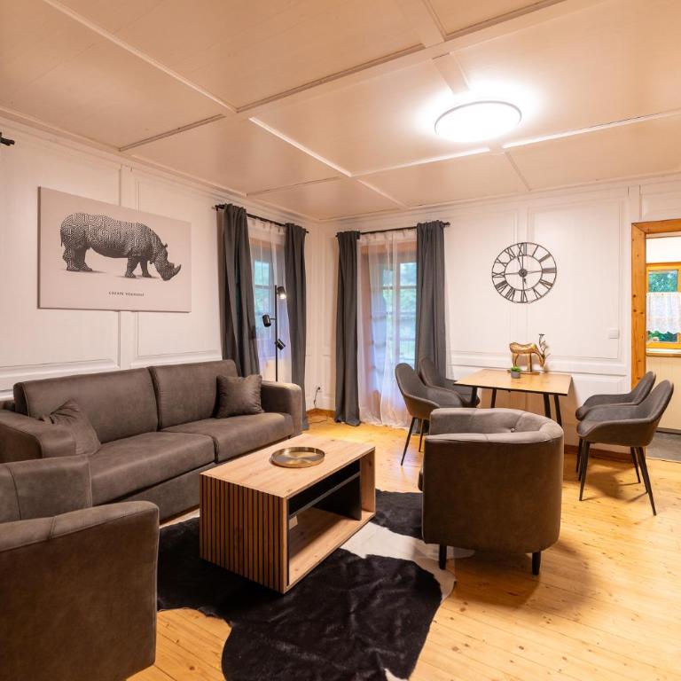 Schmuckes Geräumiges Haus mit Garten in Graz für bis zu 8 Gäste Ideal für Familien und Gruppen - Ferienhaus - 26