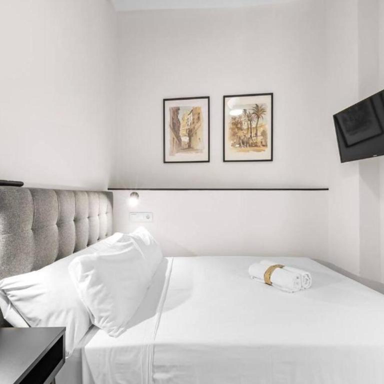 LovelyLoft Toledo 2 - One-Bedroom Apartment - 12