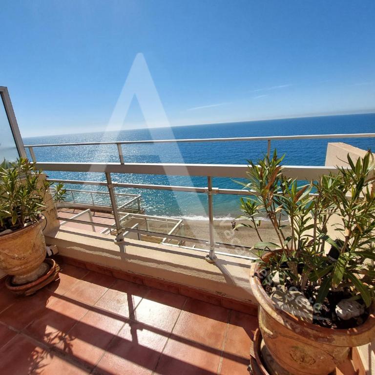 Duplex avec double terrasse 1ere ligne de mer, wifi et climatisation - Apartment mit Meerblick - 11