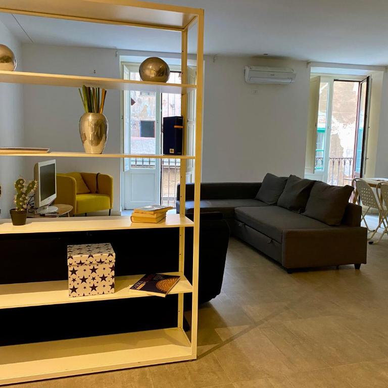 CV Loft - Two-Bedroom House - 3