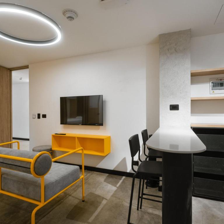 Indie Universe Creative Hotel - Apartamento Estándar de 3 dormitorios - 8