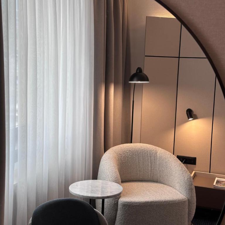 Hotel Holiday - Superior Soba s King-sajz Krevetom - 6