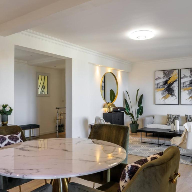 Elegance, serenite et vue exeptionnelle sur la rade - Hébergement Maison Deluxe 4 Chambres - Côté Océan - 7