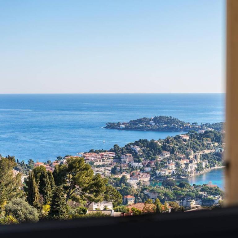 Elegance, serenite et vue exeptionnelle sur la rade - Hébergement Maison Deluxe 4 Chambres - Côté Océan - 18
