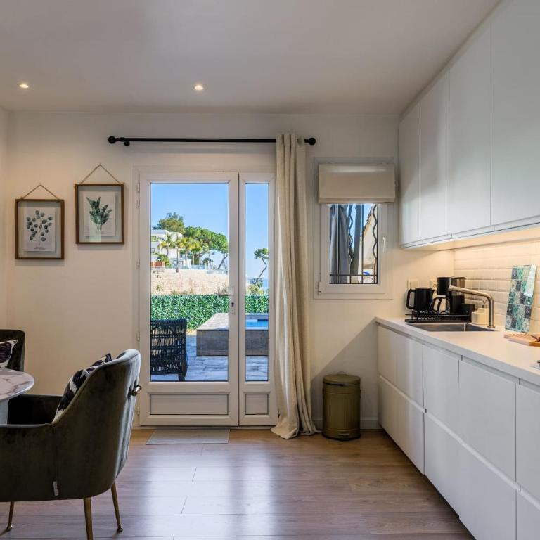 Elegance, serenite et vue exeptionnelle sur la rade - Hébergement Maison Deluxe 4 Chambres - Côté Océan - 29