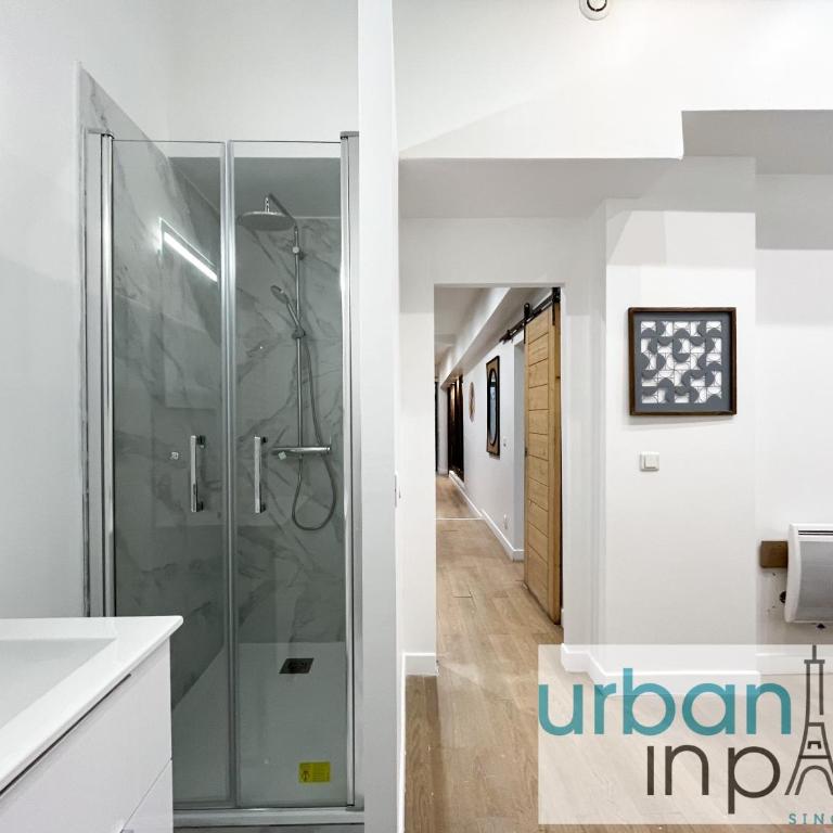 Urban Flat 52 - Charming 2 BDR Flat in Center of Paris - Appartement - 37