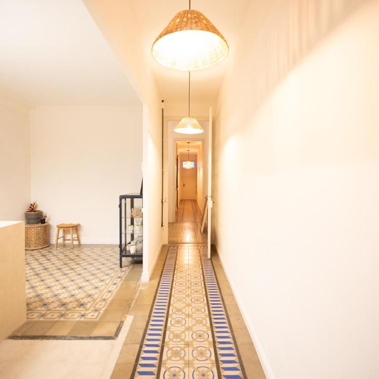 Stylish Retreat in Catalonia - Two-Bedroom Apartment - 4