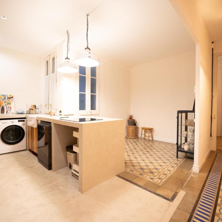 Stylish Retreat in Catalonia - Two-Bedroom Apartment - 7