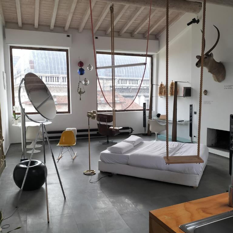 SPIRIT of the MOON - One-Bedroom Apartment - 1