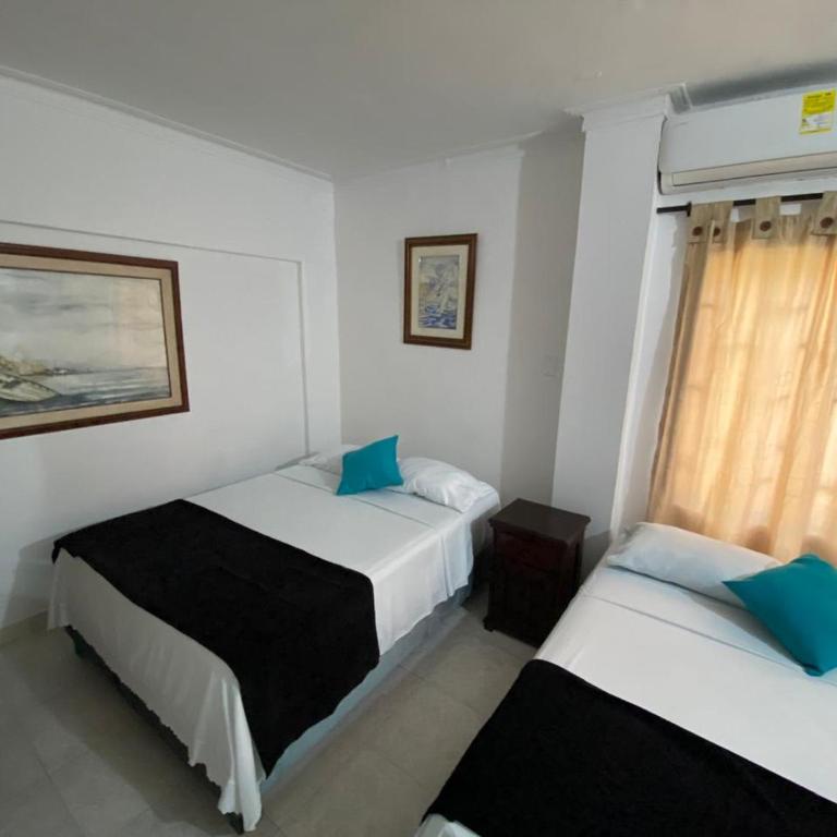 Paraíso en Bocagrande habitaciones - Double Room with Two Double Beds - 5