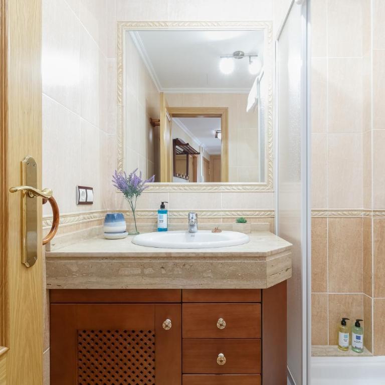 Precioso balcón a La Toja by CABANA Rentals - Apartamento de 2 dormitorios - 32