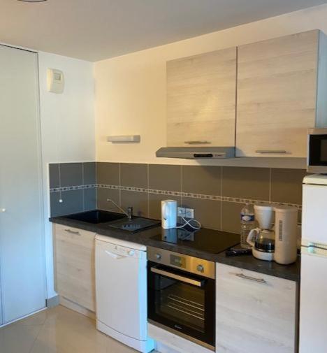 Appartement tout confort climatisé - Apartamento de 1 dormitorio - 2