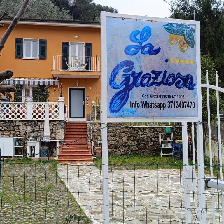 La Graziosa in Villa wifi parcheggio gratuito self check-in zona Lerici Guercio - Villa con 3 Camere da Letto - 4