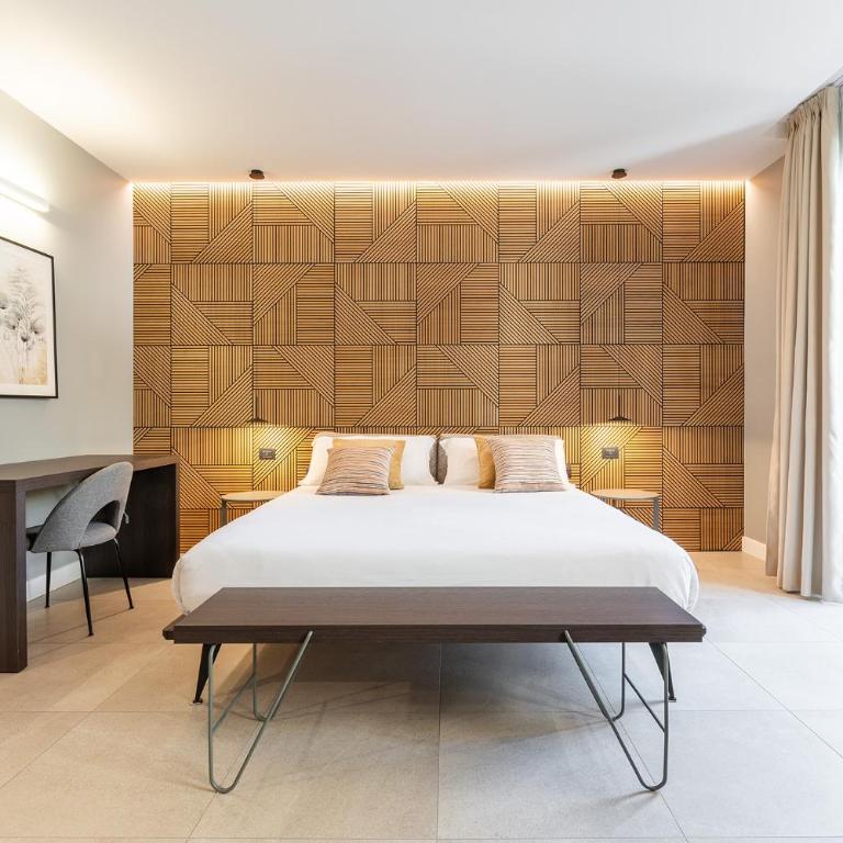 Karalin Sonnino Suites - Suite King con Balcone - 2