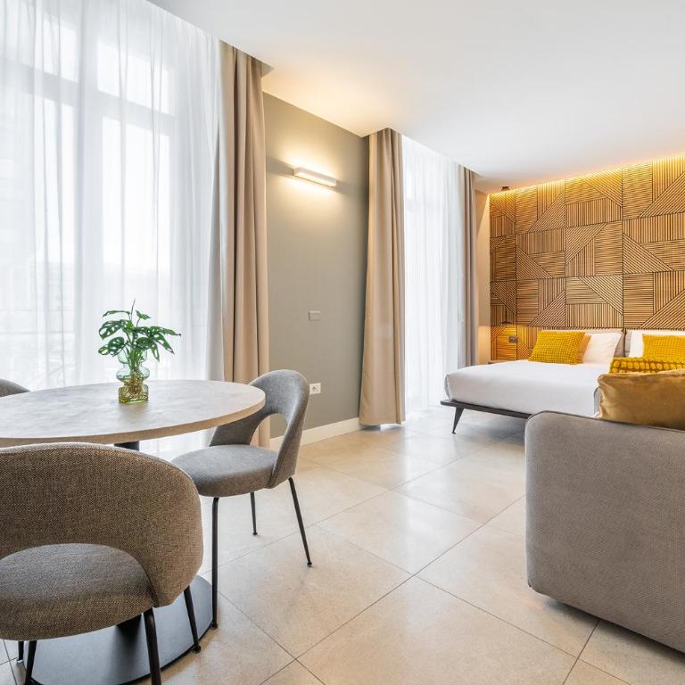 Karalin Sonnino Suites - Junior Suite - 2