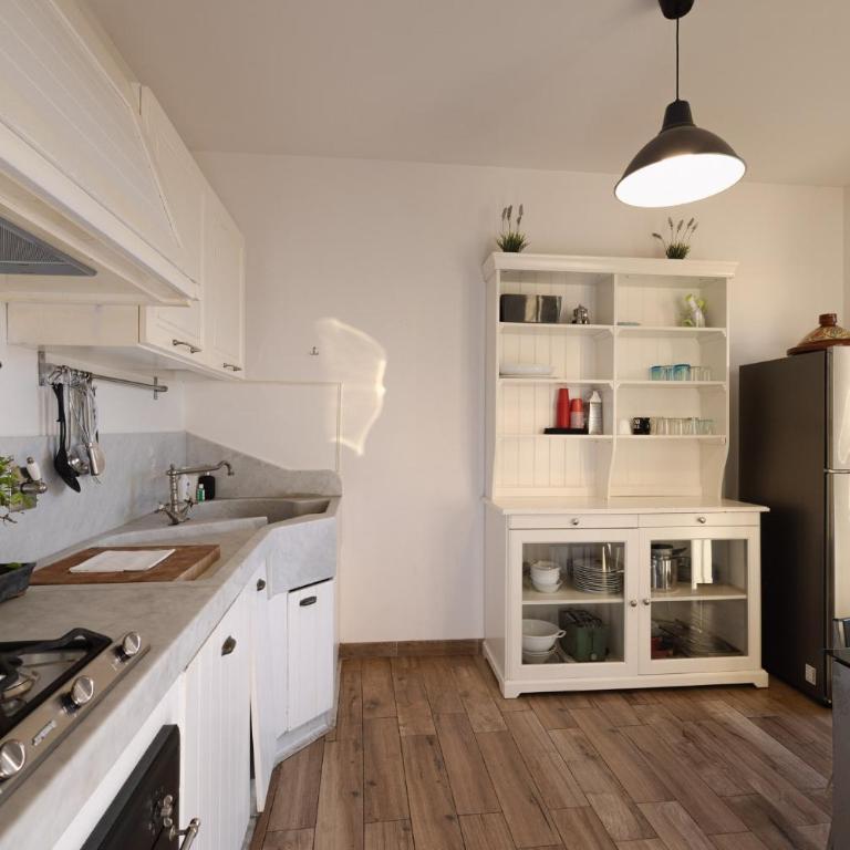 Central Penthouse with a view - Two-Bedroom Apartment with City View - 31