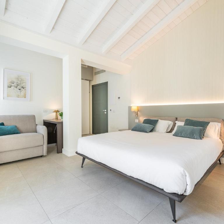 Karalin Sonnino Suites - Suite con Terrazza - 7
