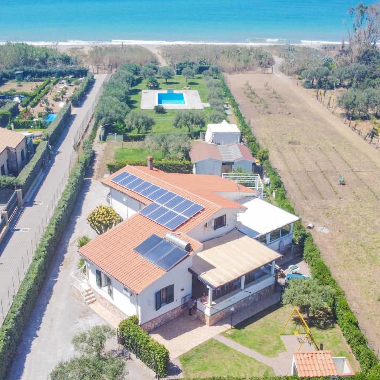 Case Vacanze Mare Nostrum - Villas in front of the Beach with Pool - Casa Vacanze - 2