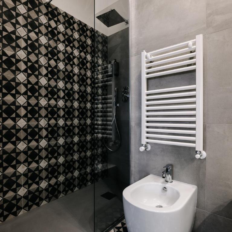 B&B Lumas Up - Double or Twin Room with Private Bathroom - 4