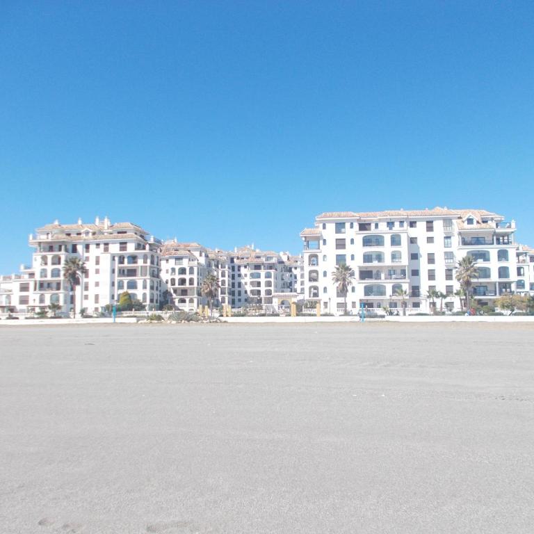 Beach Apartment Marina Duquesa - Apartamento con vistas al mar - 41