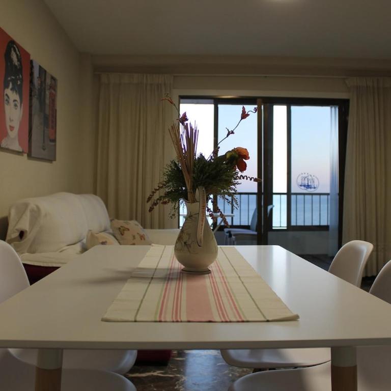 BENIDORM PRIMERISIMA LINEA De PLAYA - Apartamento de 2 dormitorios - 8