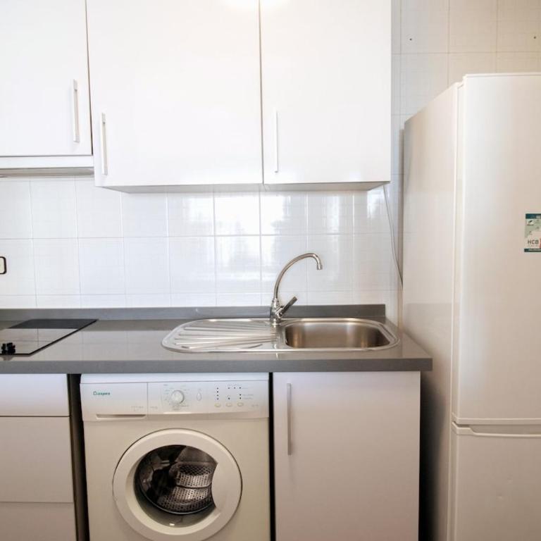 BENIDORM PRIMERISIMA LINEA De PLAYA - Apartamento de 2 dormitorios - 24