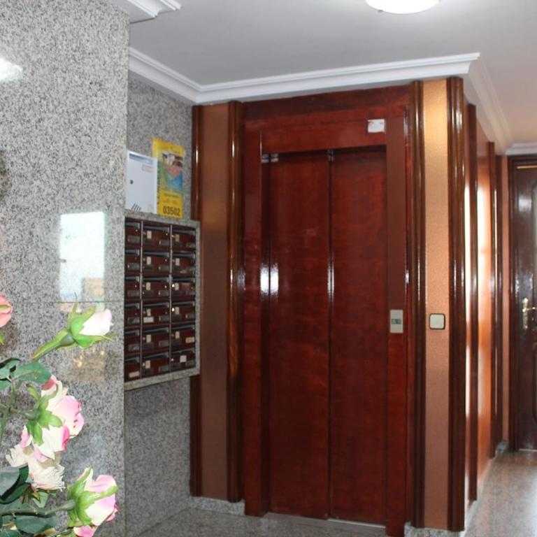 BENIDORM PRIMERISIMA LINEA De PLAYA - Apartamento de 2 dormitorios - 26