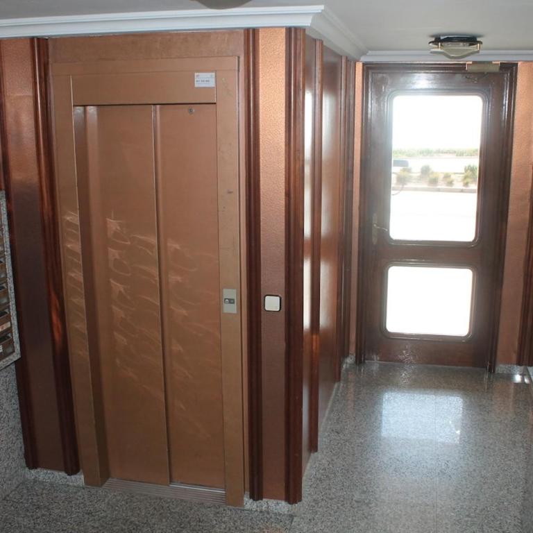 BENIDORM PRIMERISIMA LINEA De PLAYA - Apartamento de 2 dormitorios - 56