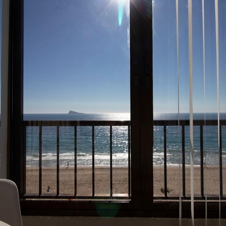 BENIDORM PRIMERISIMA LINEA De PLAYA - Apartamento de 2 dormitorios - 58