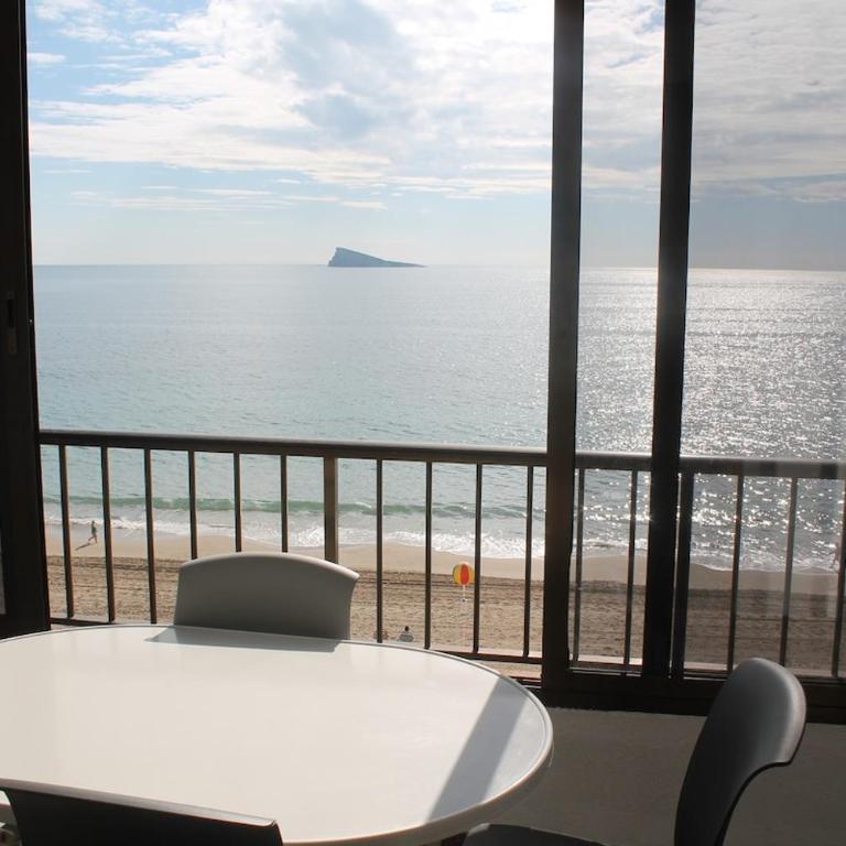 BENIDORM PRIMERISIMA LINEA De PLAYA - Apartamento de 2 dormitorios - 62