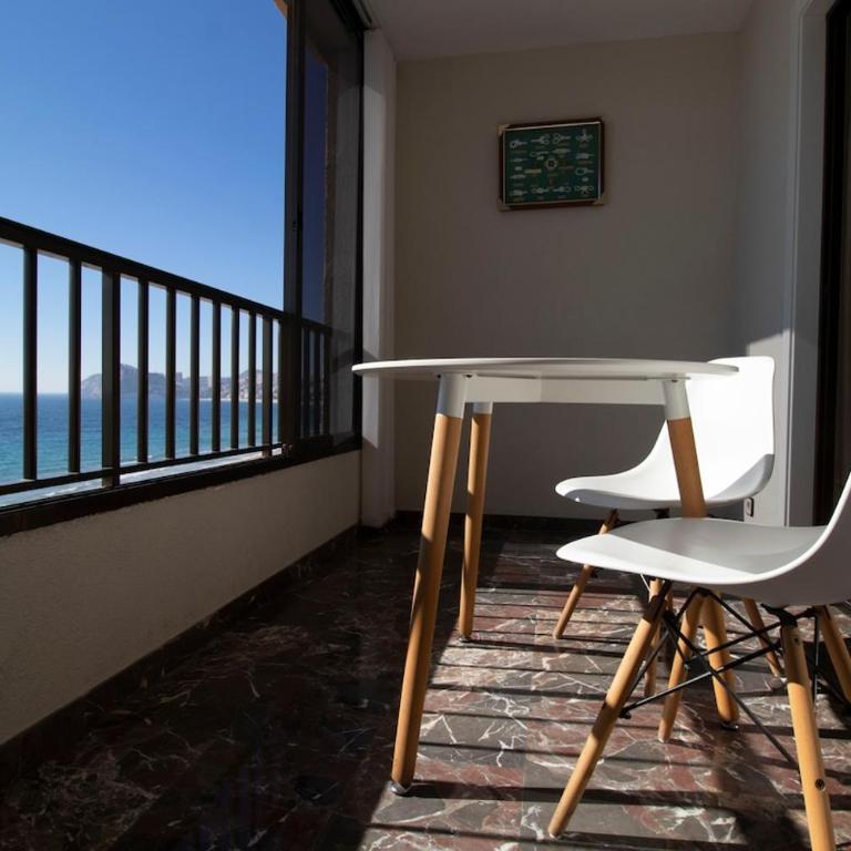 BENIDORM PRIMERISIMA LINEA De PLAYA - Apartamento de 2 dormitorios - 73