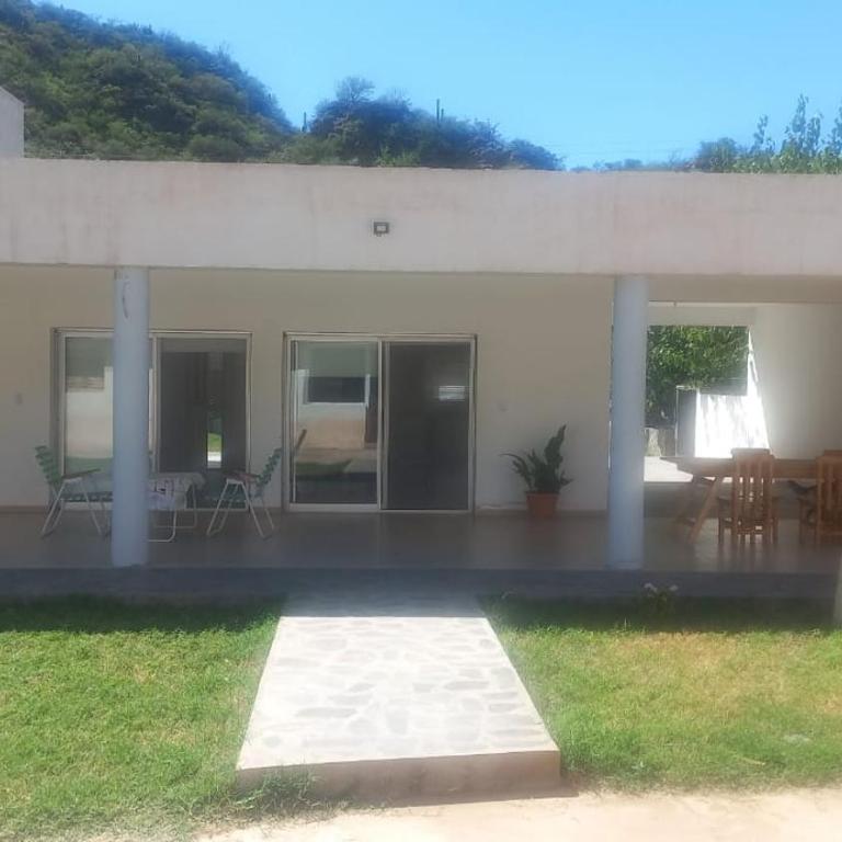 Moderna casa residencial en Belen - Casa Vacacional de 3 dormitorios - 14