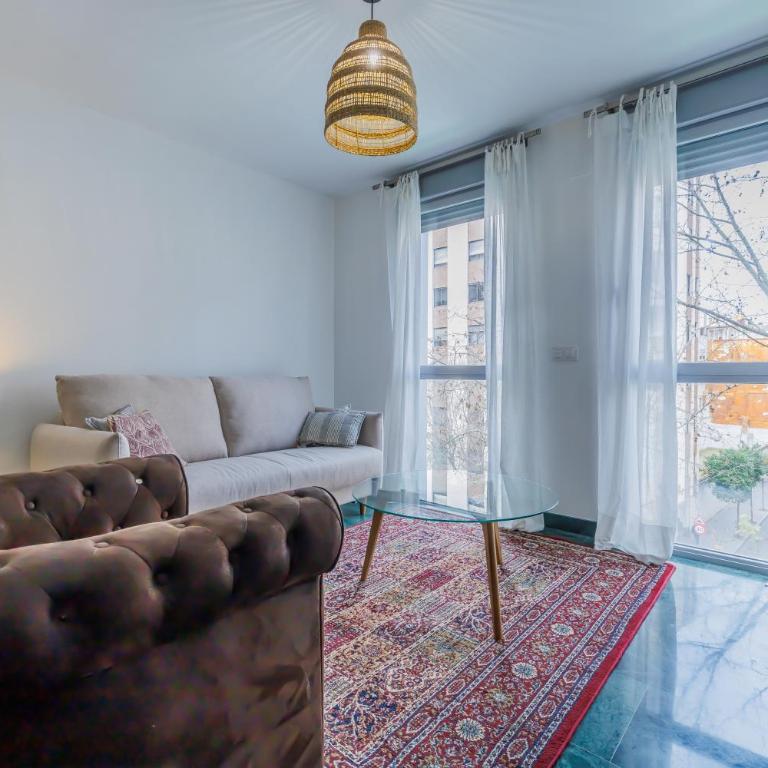 Apto Ronda de los Tejares & Centro - Apartamento con 4 dormitorios - 13