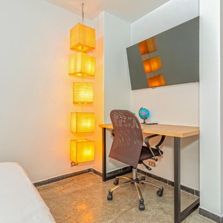 Edificio Casa Roma by Host Medellin - Estudio con balcón - 3