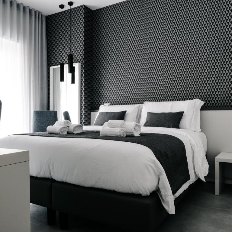 B&B Lumas Up - Double or Twin Room with Private Bathroom - 4