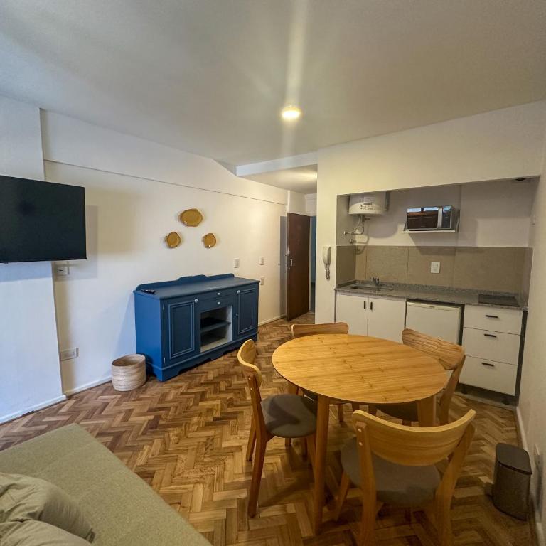 RentUp - Monoambiente Funcional Zona Tribunales, Colón y Teatros - Estudio - 1