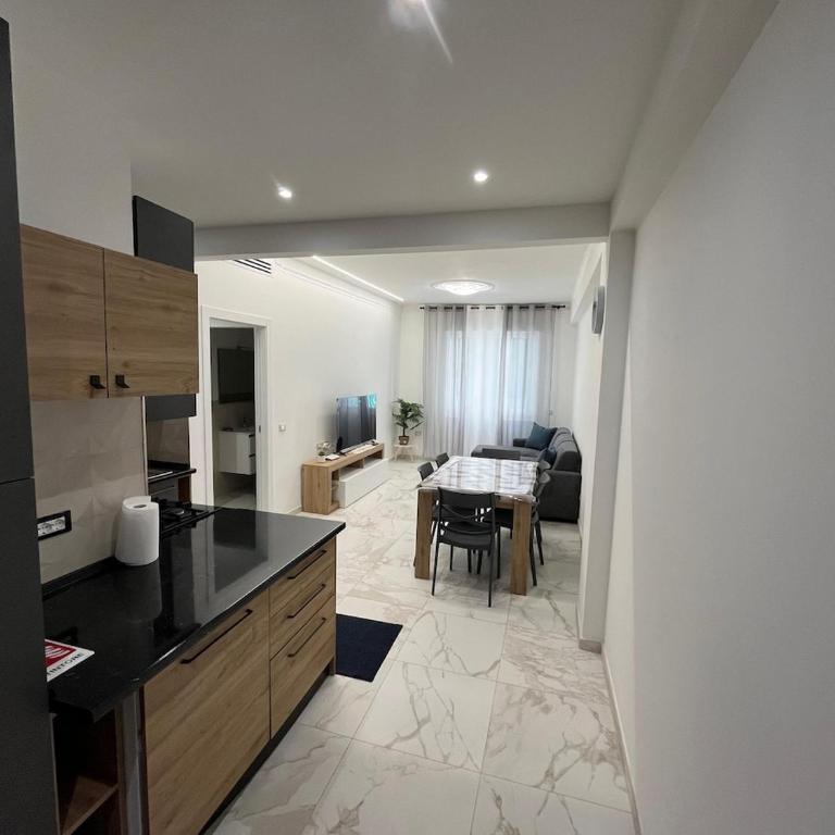 Casa Lori - Appartamento con 2 Camere da Letto - 8