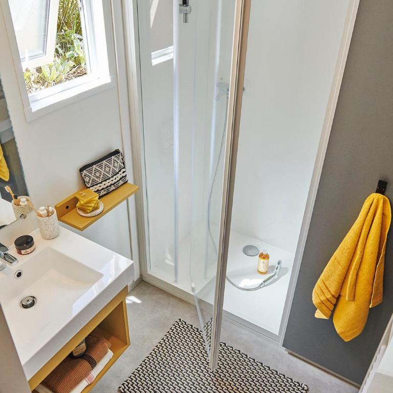 Camping Le Solitaire du Lac - Chalet 3 Chambres - 3