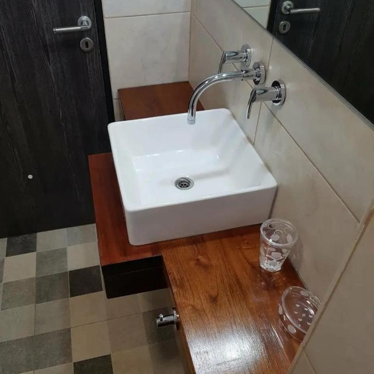 Alojamiento Premium en Las Marias De Cura Brochero - Two-Bedroom House - 19