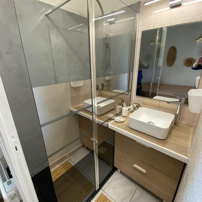 Appartement dans villa à 600m de la plage - One-Bedroom Apartment - 13