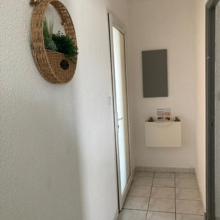 Appartement dans villa à 600m de la plage - One-Bedroom Apartment - 20