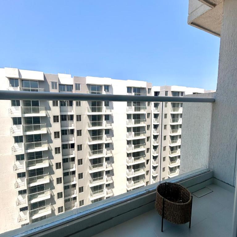 Apto de lujo para estrenar - Three-Bedroom Apartment - 5