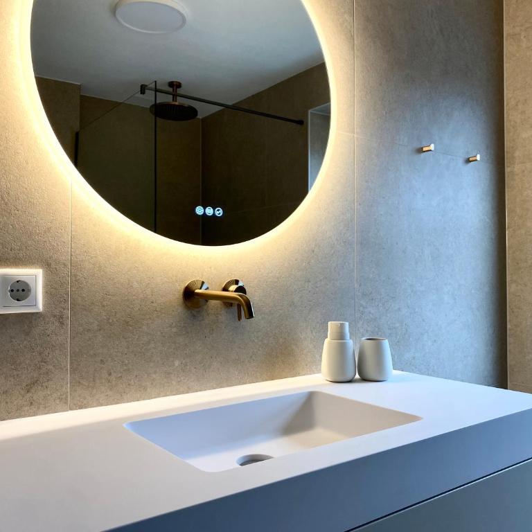 Modernes Apartment nähe Neuschwanstein I Bergblick - Appartamento con 2 Camere da Letto e Balcone - 11