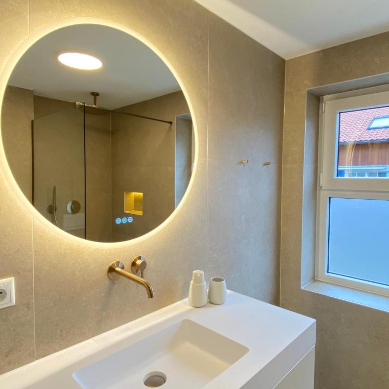 Modernes Apartment nähe Neuschwanstein I Bergblick - Appartamento con 2 Camere da Letto e Balcone - 5