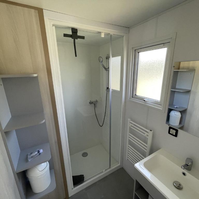 Camping Le Solitaire du Lac - Mobile Home - 2