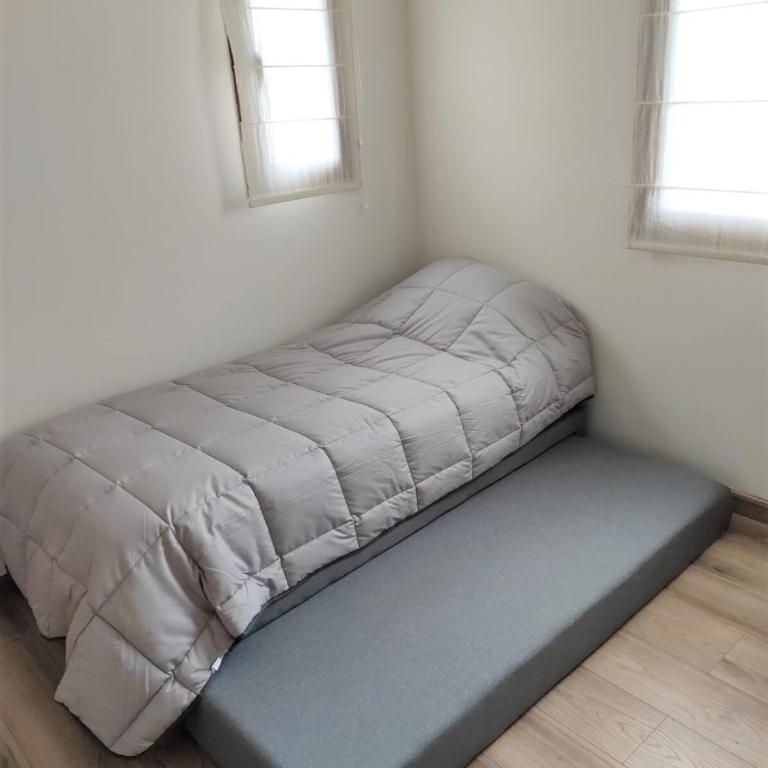 Amplio departamento con 2 baños y ducha premium a 3 min del centro - Two-Bedroom Apartment - 4
